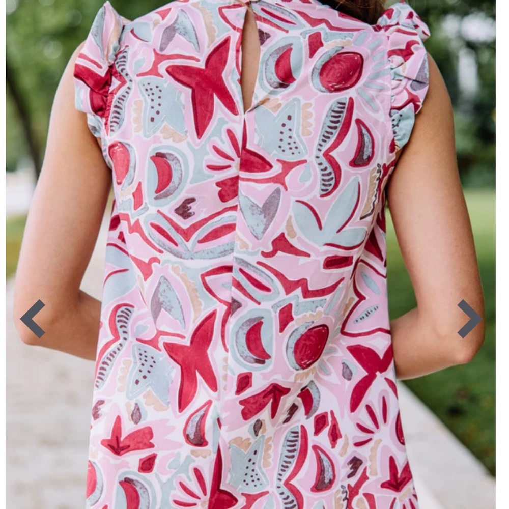 Floral Ruffle Sleeve Top - Picture 3 of 4